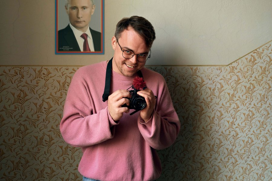 Mr. Nobody Against Putin wins the Oscar for Best Documentary Feature